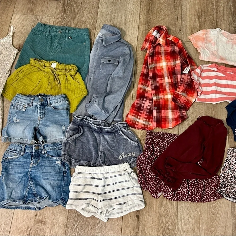 Mixed Girls S 6-7 15pc Clothing Bundle GAP Kids, Roxy, Art Class, Old Navy